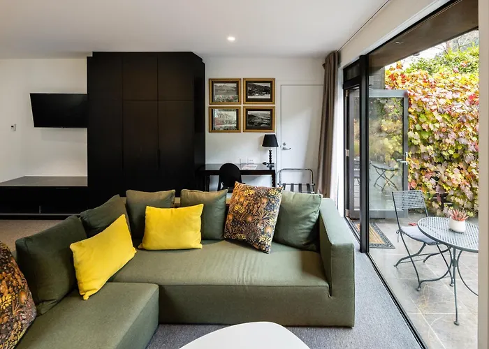 Queenstown Park Boutique Hotel